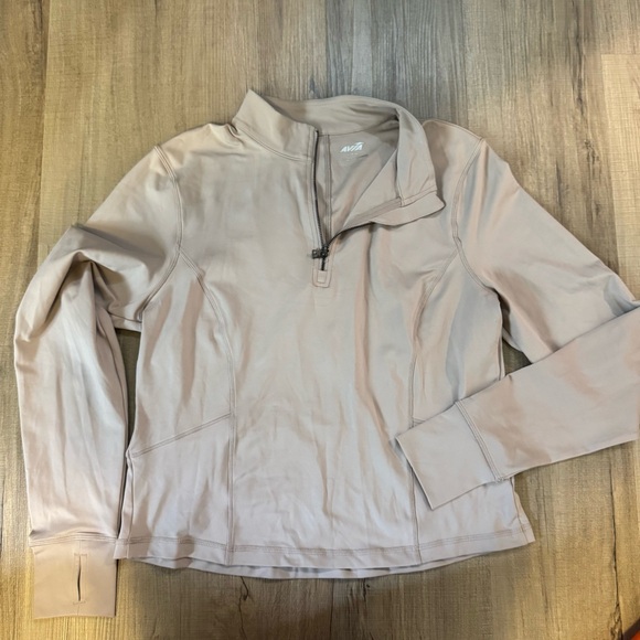 Avia Quarter Zip - Picture 1 of 3